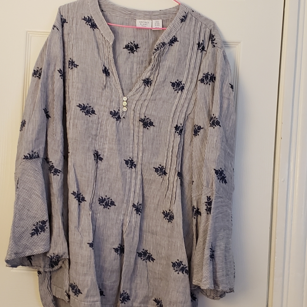 Linen bohemian blouse